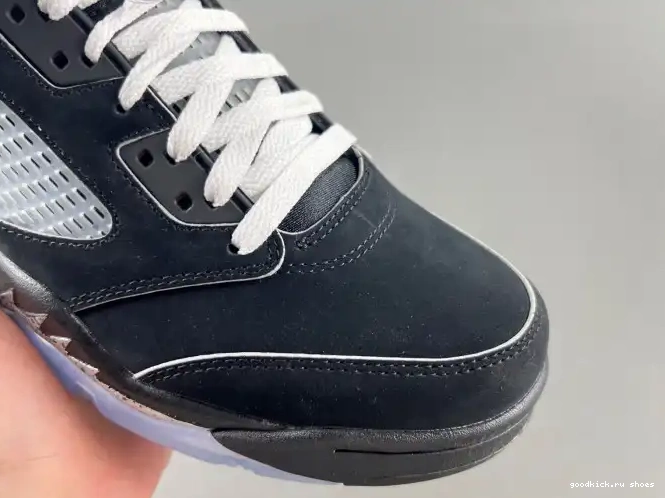 5 Reimagined Air Black Metallic Jordan HF3975-001 0429